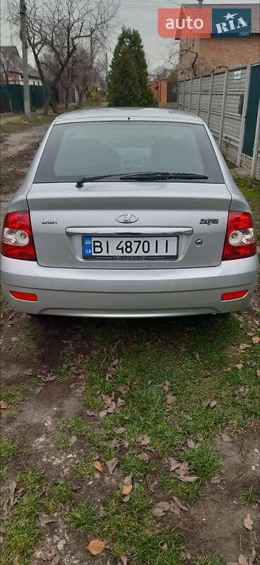 Хетчбек ВАЗ / Lada 2172 Priora 2008 в Полтаві