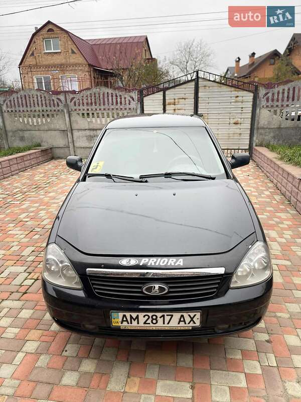 Хэтчбек ВАЗ / Lada 2172 Priora 2008 в Бердичеве