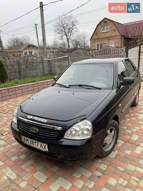 Хэтчбек ВАЗ / Lada 2172 Priora 2008 в Бердичеве