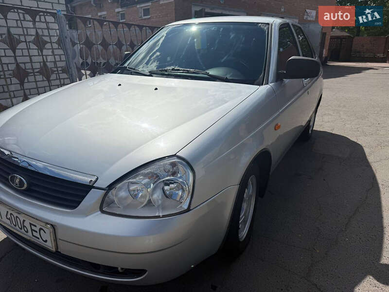 Хетчбек ВАЗ / Lada 2172 Priora 2009 в Лубнах