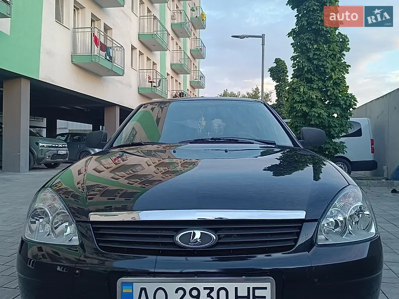 ВАЗ / Lada 2172 Priora 2011
