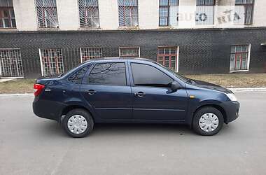 Седан ВАЗ 2190 Granta 2012 в 