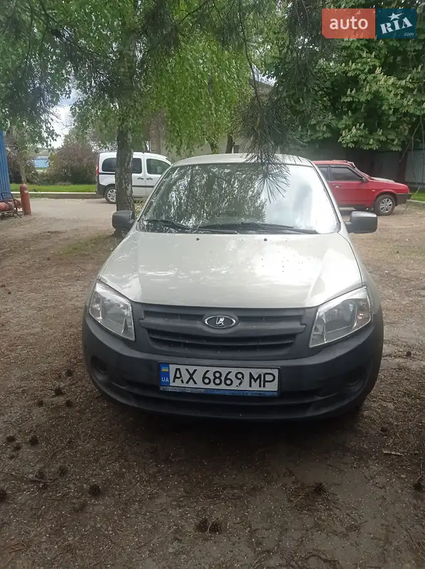 ВАЗ / Lada 2190 Granta 2015