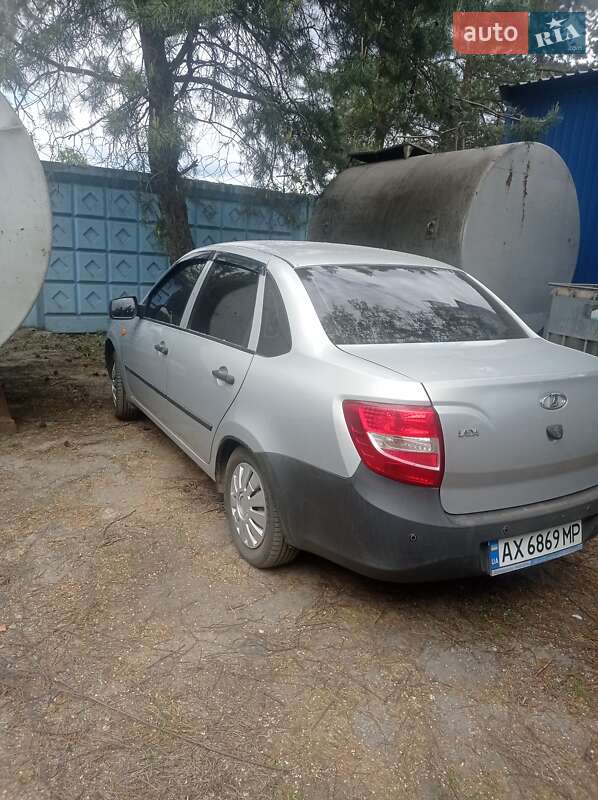 Седан ВАЗ / Lada 2190 Granta 2015 в Кегичівці фото 2 Седан ВАЗ / Lada 2190 Granta 2015 в Кегичівці