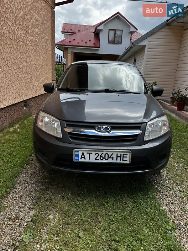 ВАЗ / Lada 2190 Granta
