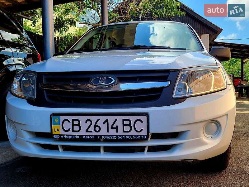 ВАЗ / Lada 2190 Granta 2013