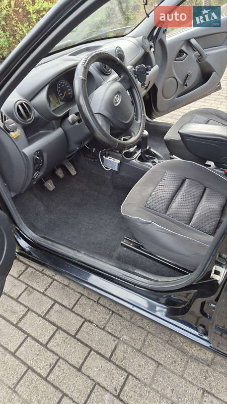 Седан ВАЗ / Lada 2190 Granta 2012 в Харькове