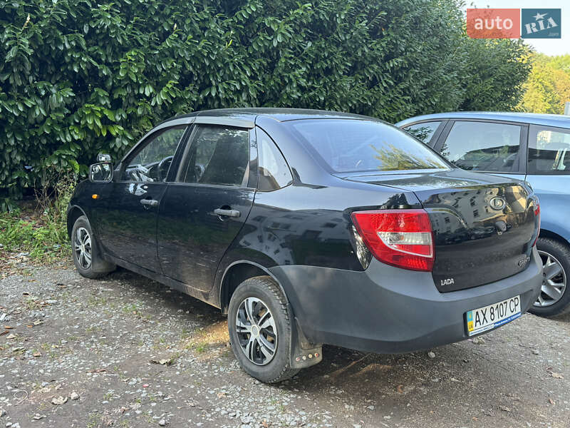 Седан ВАЗ / Lada 2190 Granta 2012 в Харькове