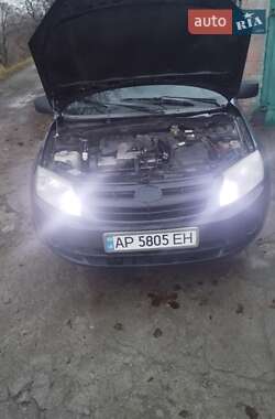 Седан ВАЗ / Lada 2190 Granta 2012 в Запорожье