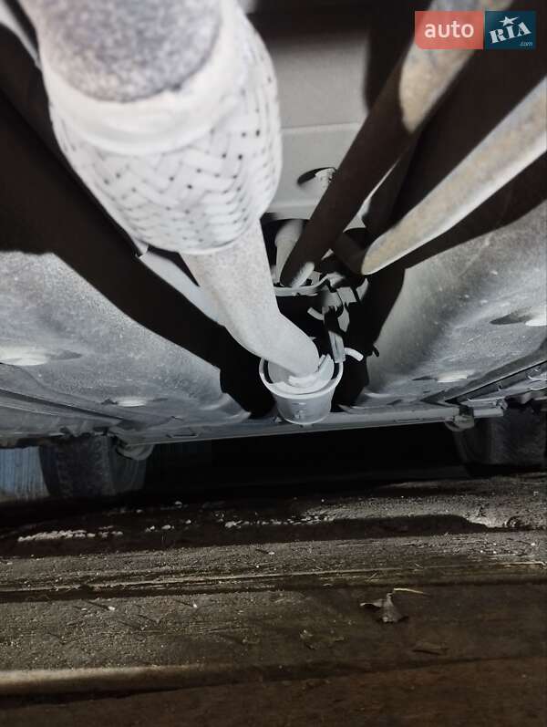 Седан ВАЗ / Lada 2190 Granta 2012 в Запорожье фото 8 Седан ВАЗ / Lada 2190 Granta 2012 в Запорожье