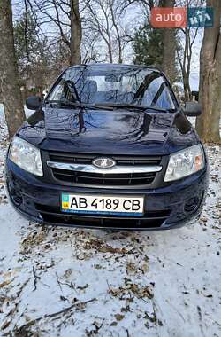 Седан ВАЗ / Lada 2190 Granta 2012 в Тернополе