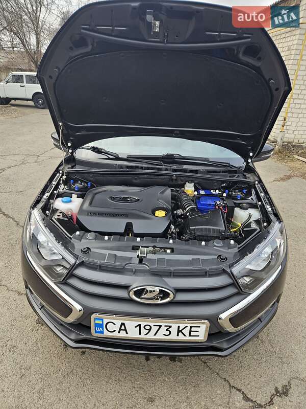 Седан ВАЗ / Lada 2190 Granta 2021 в Городище