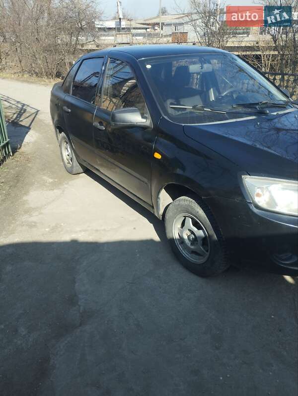 Седан ВАЗ / Lada 2190 Granta 2012 в Запорожье фото 21 Седан ВАЗ / Lada 2190 Granta 2012 в Запорожье