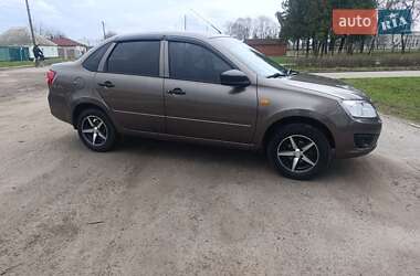 Седан ВАЗ 2190 Granta 2014 в 
