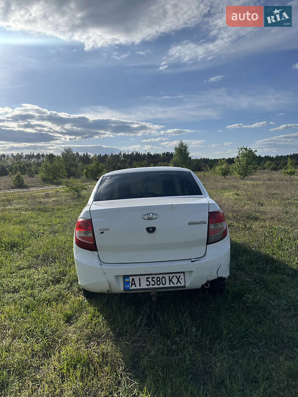 Седан ВАЗ / Lada 2190 Granta 2015 в Києві
