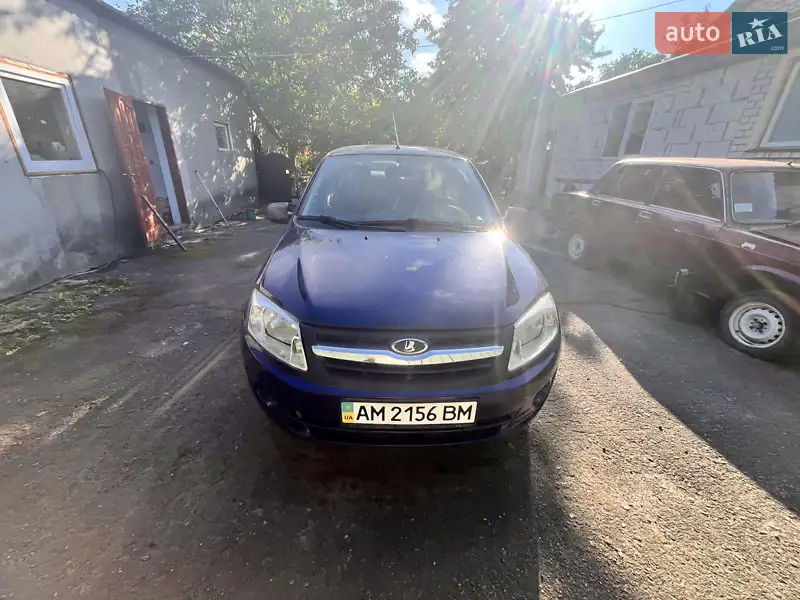 ВАЗ / Lada 2190 Granta 2014