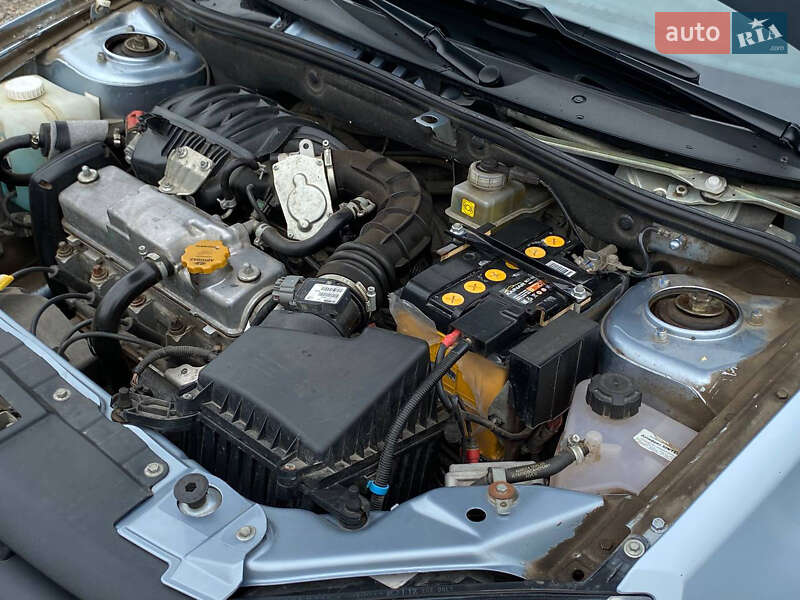 Седан ВАЗ / Lada 2190 Granta 2014 в Ахтырке
