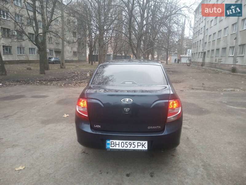 Седан ВАЗ / Lada 2190 Granta 2012 в Одесі