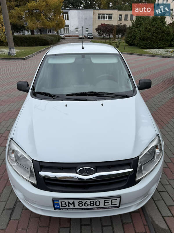 Седан ВАЗ / Lada 2190 Granta 2013 в Сумах фото 3 Седан ВАЗ / Lada 2190 Granta 2013 в Сумах