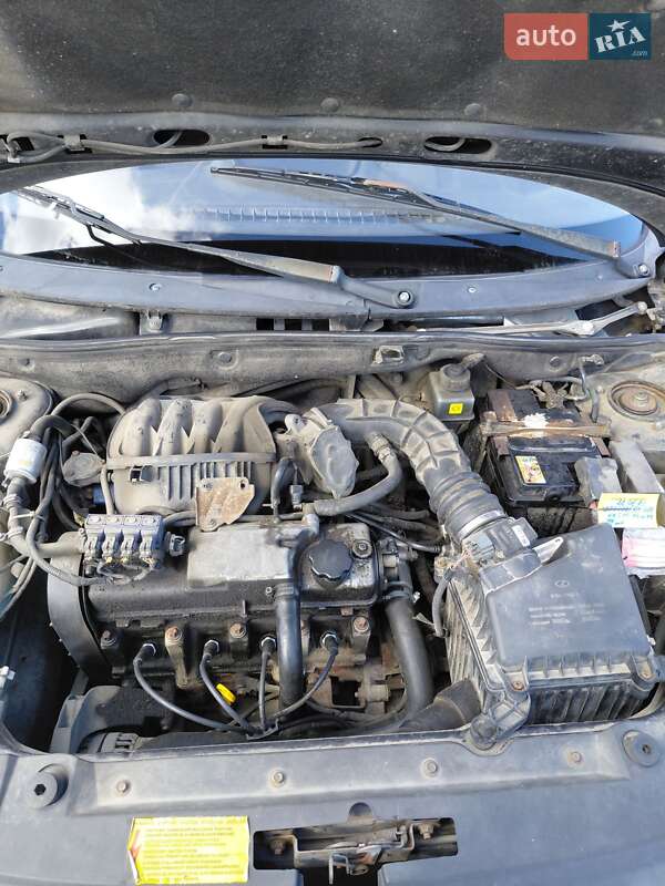 Седан ВАЗ / Lada 2190 Granta 2012 в Умані