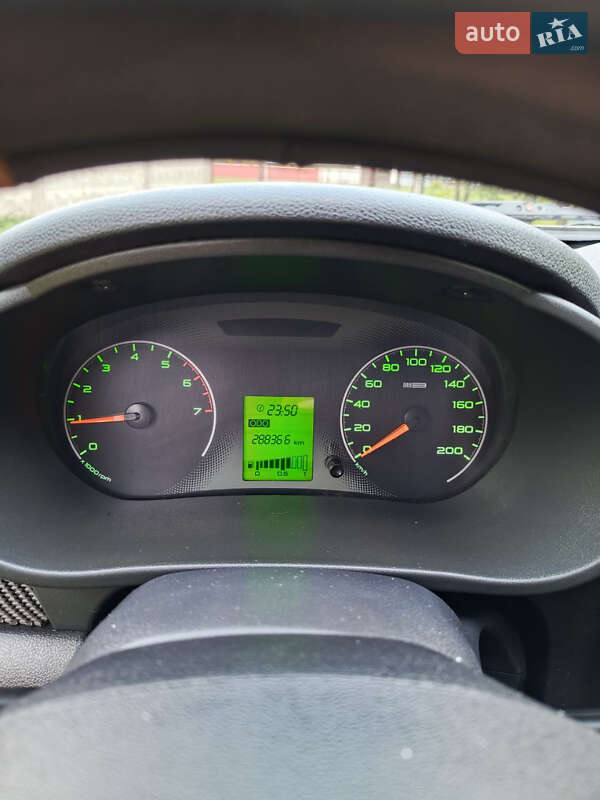 Седан ВАЗ / Lada 2190 Granta 2012 в Яготині