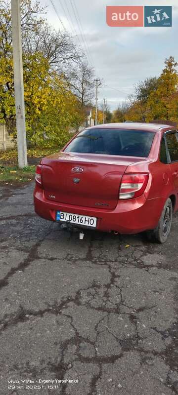 Седан ВАЗ / Lada 2190 Granta 2013 в Хороле фото 6 Седан ВАЗ / Lada 2190 Granta 2013 в Хороле