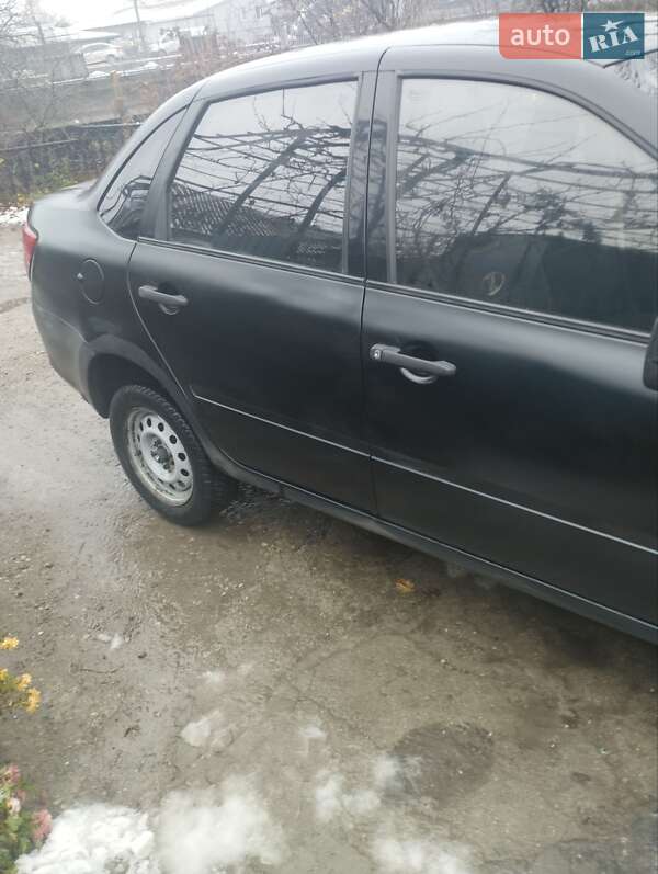 Седан ВАЗ / Lada 2190 Granta 2012 в Запорожье