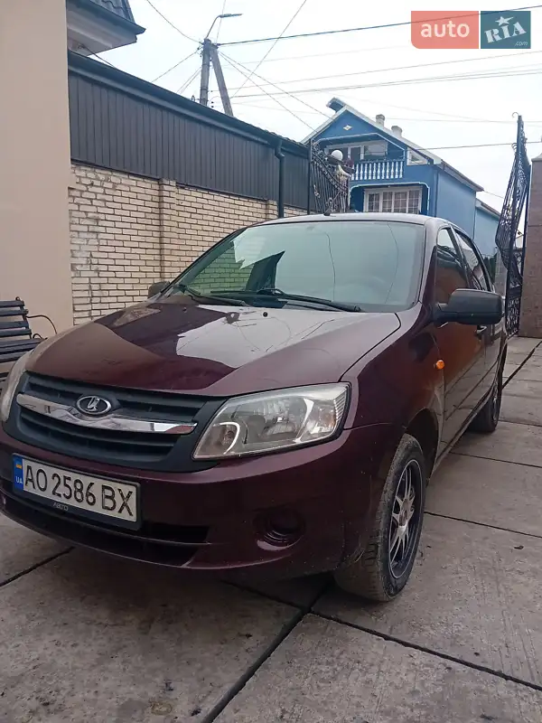 ВАЗ / Lada 2190 Granta 2014