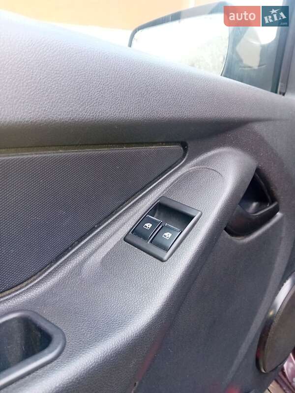 Седан ВАЗ / Lada 2190 Granta 2014 в Виноградове