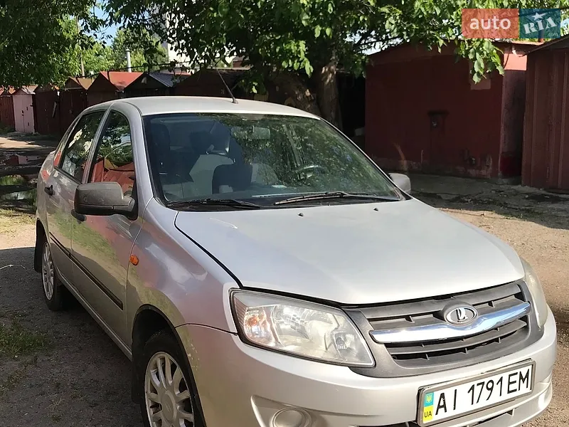 ВАЗ / Lada 2190 Granta 2014