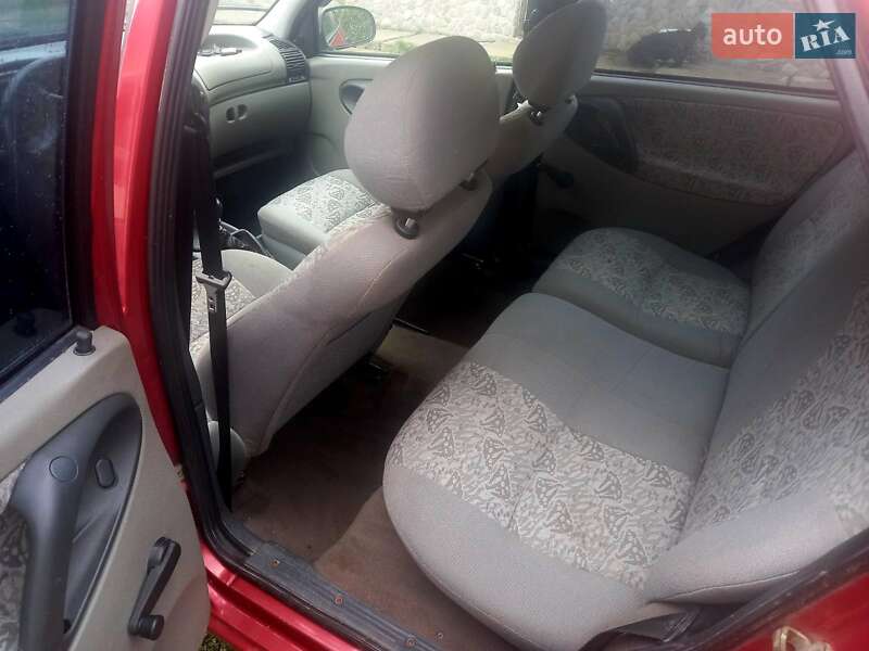 Седан ВАЗ / Lada 2194 Kalina 2006 в Болехове