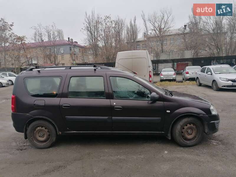 Універсал ВАЗ / Lada Largus 2015 в Дніпрі