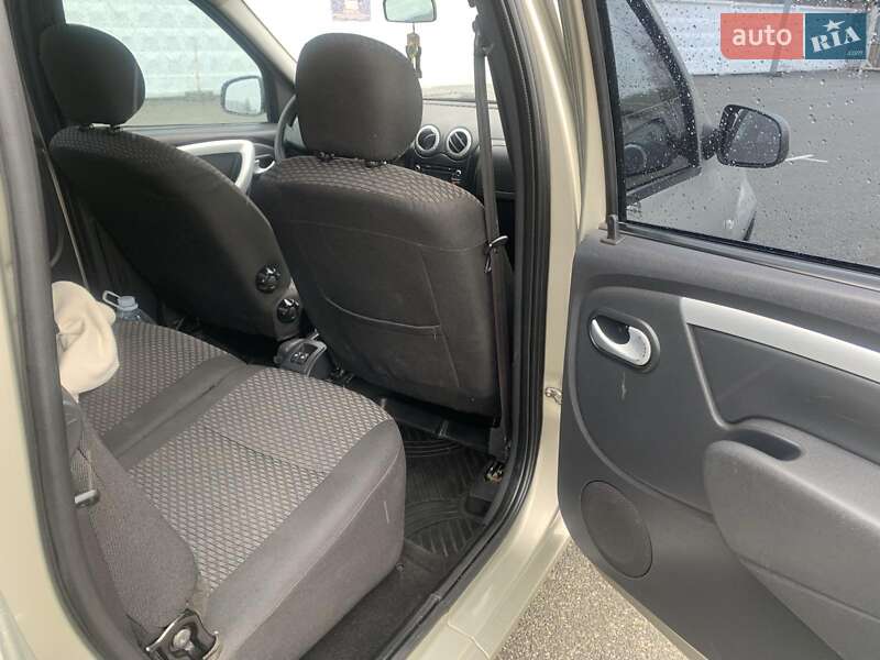 Универсал ВАЗ / Lada Largus 2015 в Киеве