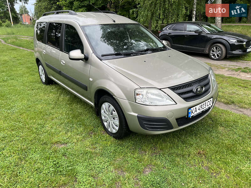 ВАЗ / Lada Largus 2020