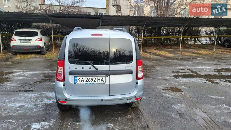 Універсал ВАЗ / Lada Largus 2021 в Дніпрі фото 2 Універсал ВАЗ / Lada Largus 2021 в Дніпрі