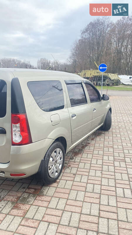 Универсал ВАЗ / Lada Largus 2013 в Переяславе фото 2 Универсал ВАЗ / Lada Largus 2013 в Переяславе