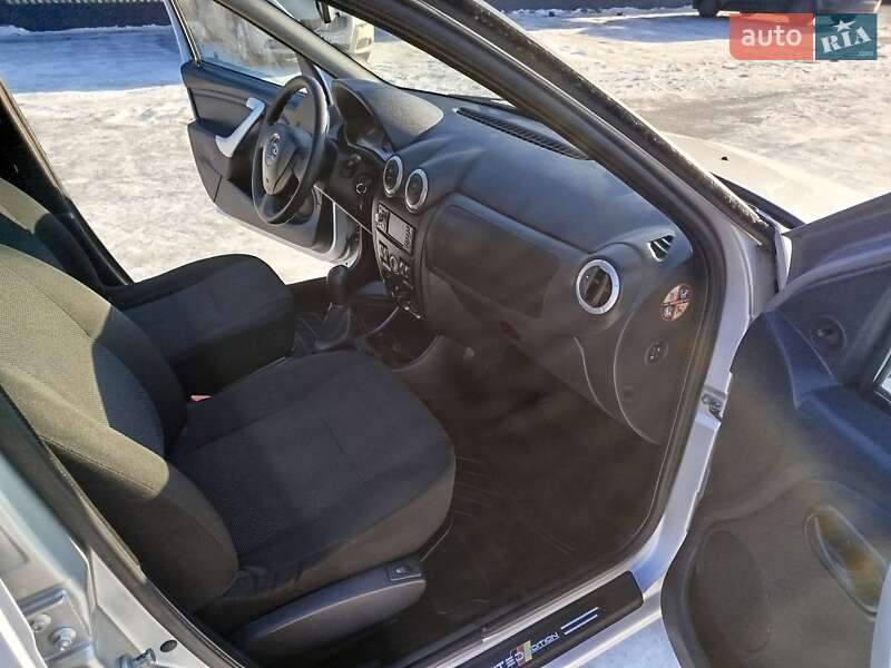 Универсал ВАЗ / Lada Largus 2014 в Житомире фото 12 Универсал ВАЗ / Lada Largus 2014 в Житомире