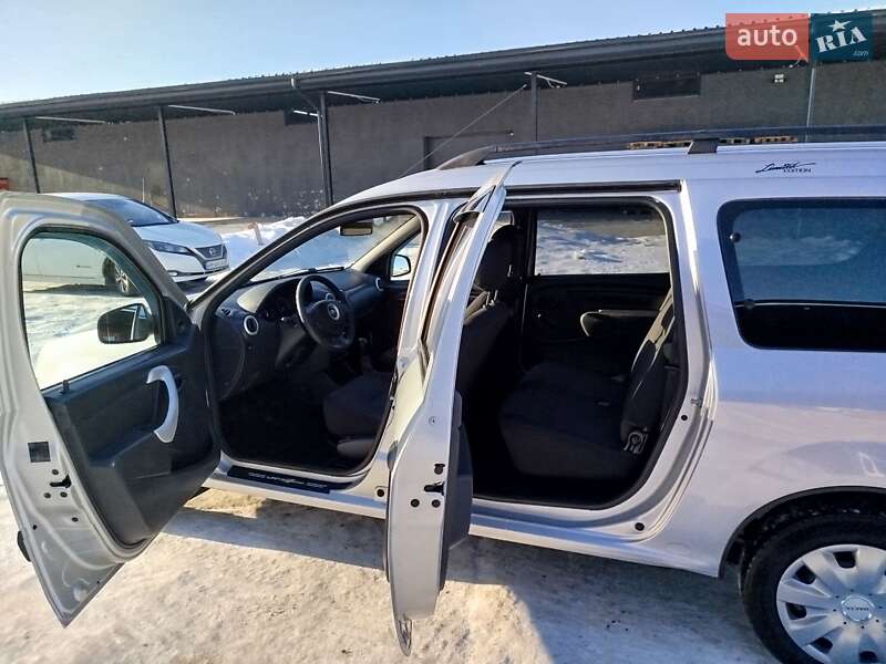 Универсал ВАЗ / Lada Largus 2014 в Житомире фото 20 Универсал ВАЗ / Lada Largus 2014 в Житомире