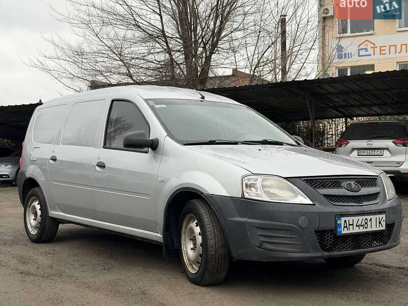 ВАЗ / Lada Largus 2013