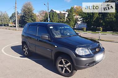 Внедорожник / Кроссовер ВАЗ / Lada Шевроле-Нива 2016 в Кременчуге