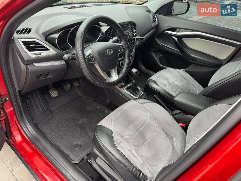 Седан ВАЗ / Lada Vesta Cross 2020 в Черкасах фото 12 Седан ВАЗ / Lada Vesta Cross 2020 в Черкасах