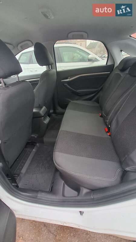 Седан ВАЗ / Lada Vesta 2021 в Львові