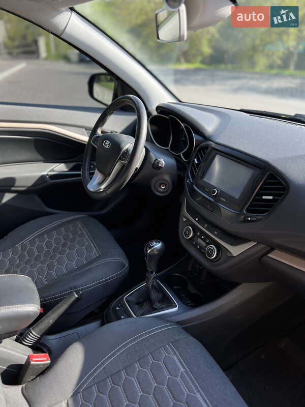 Седан ВАЗ / Lada Vesta 2021 в Полтаве