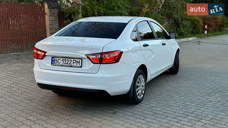 Седан ВАЗ / Lada Vesta 2021 в Львові