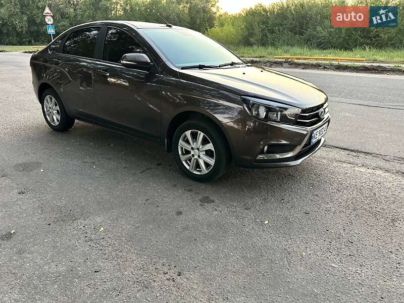 Седан ВАЗ / Lada Vesta 2021 в Дніпрі