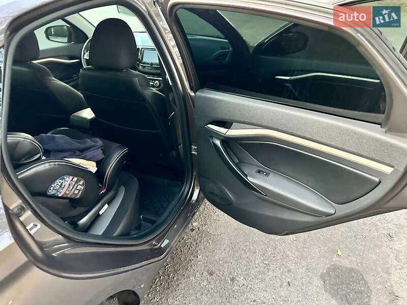 Седан ВАЗ / Lada Vesta 2021 в Дніпрі