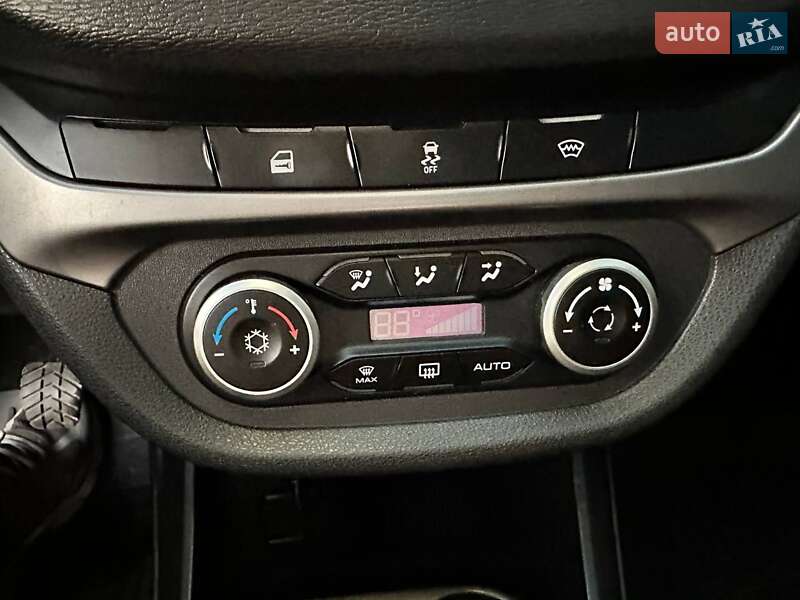 Седан ВАЗ / Lada Vesta 2021 в Дніпрі