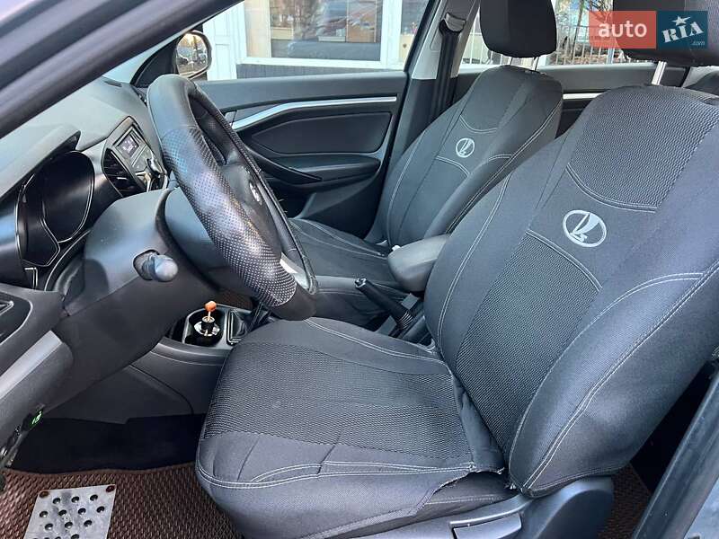 Седан ВАЗ / Lada Vesta 2018 в Харькове