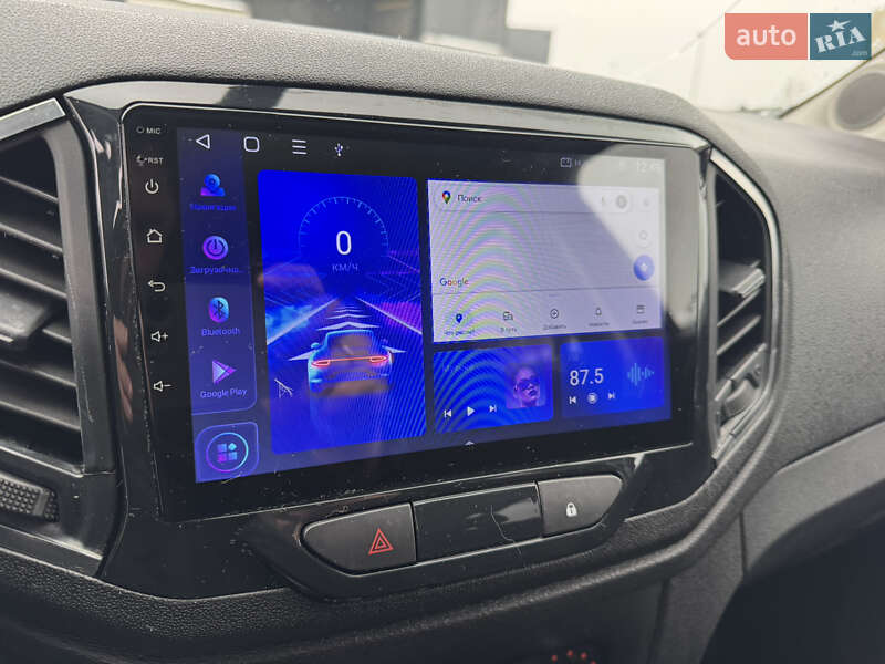 Хэтчбек ВАЗ / Lada XRay 2019 в Киеве фото 32 Хэтчбек ВАЗ / Lada XRay 2019 в Киеве