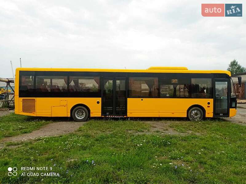 Городской автобус VDL Ambassador 2006 в Луцке
